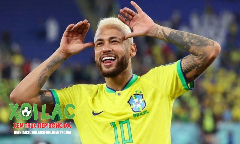 Neymar đá vị trí nào?