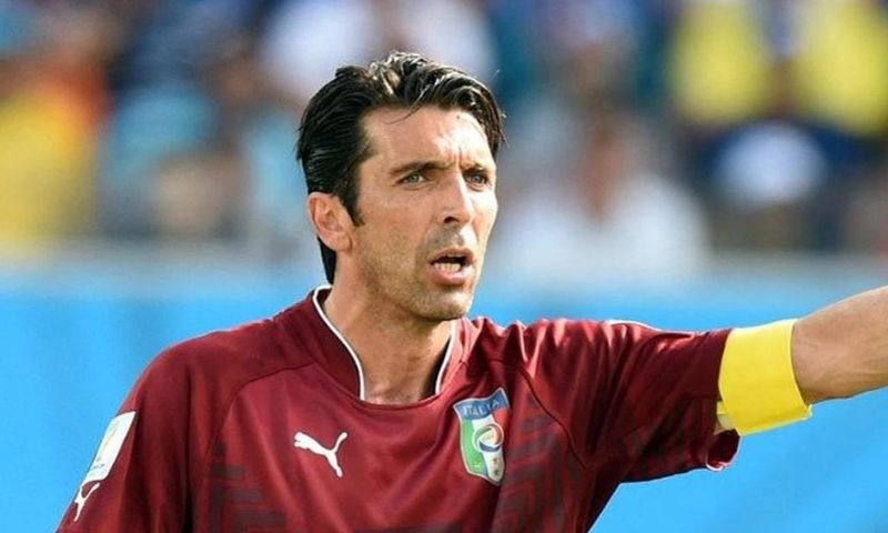 Gianluigi Buffon số áo thi đấu bao nhiêu?