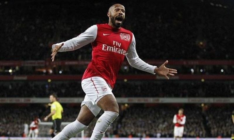 Bí quyết nào giúp Thierry Henry chạy nhanh đến vậy? 